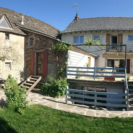 Location Lac De Pareloup Olive Апартаменты Salles-Curan